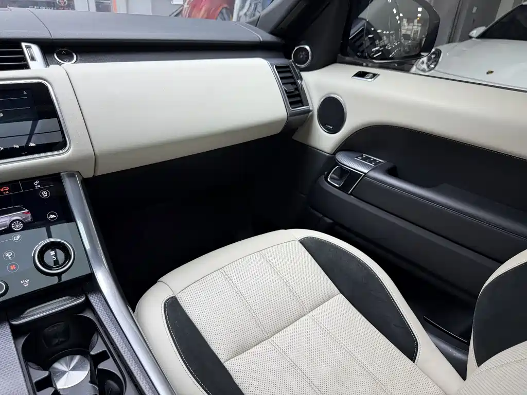 Range Rover Sport 2020 3.0 L6 SE купить на сайте DeffCars
