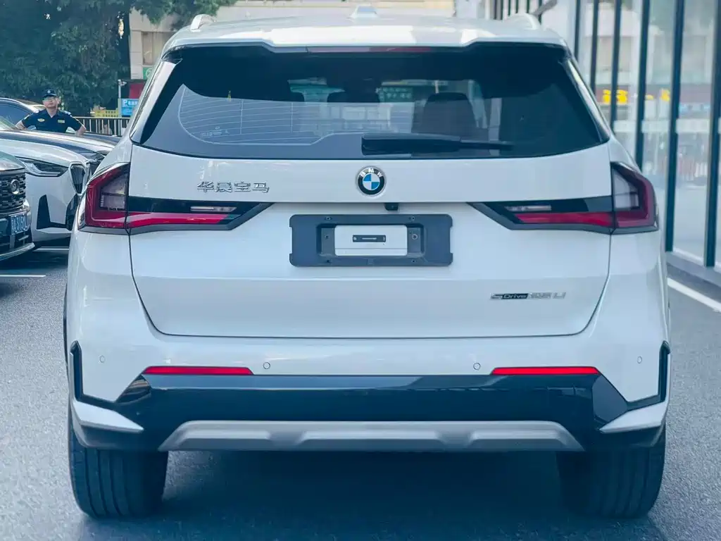 BMW X1 2023 sDrive25Li X Design Package купить на сайте DeffCars
