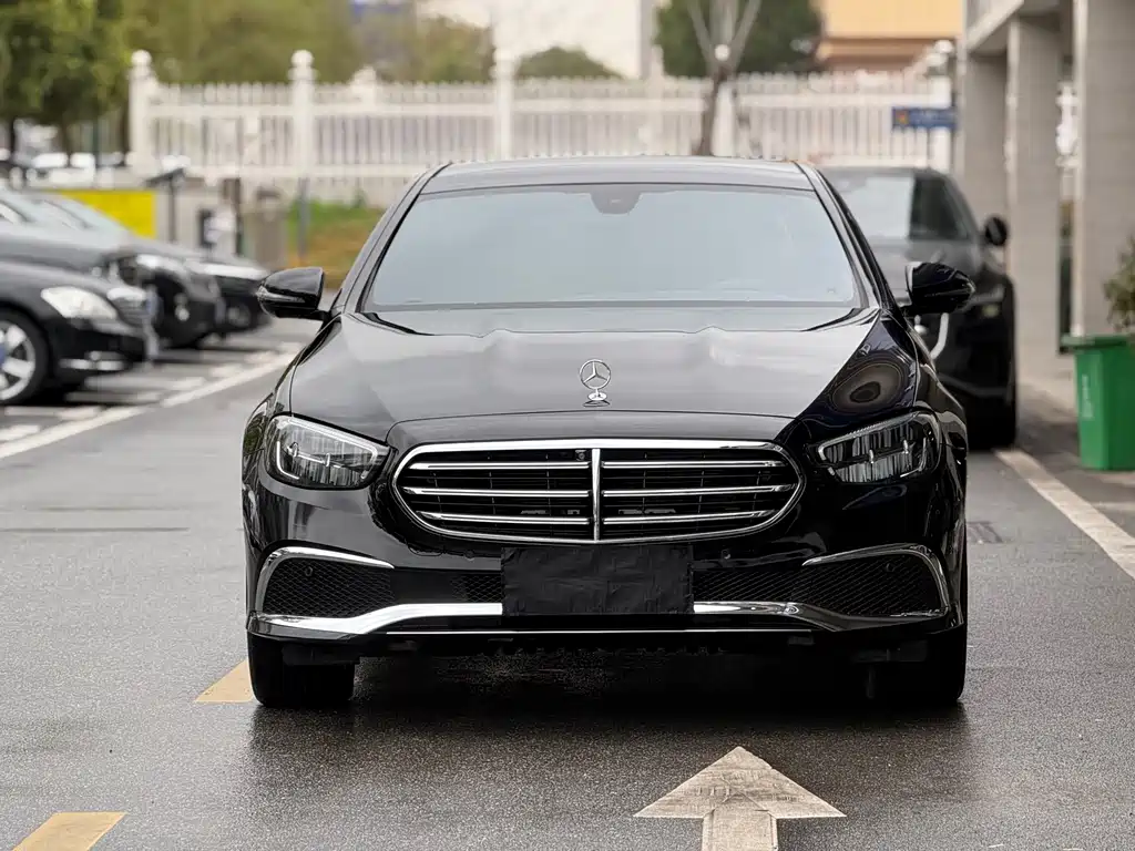 Mercedes-Benz E-Class 2022 E 300 L Luxury Model купить на сайте DeffCars