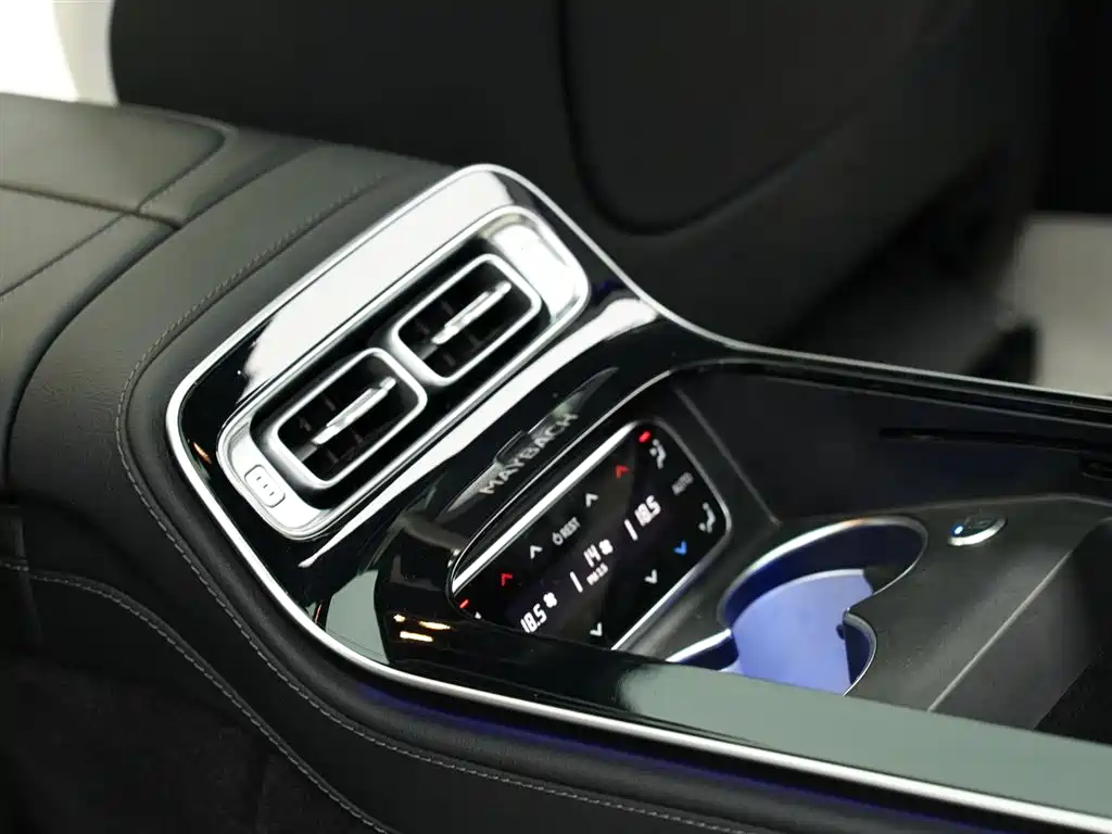 Maybach S-Class 2023 S 580 4MATIC купить на сайте DeffCars