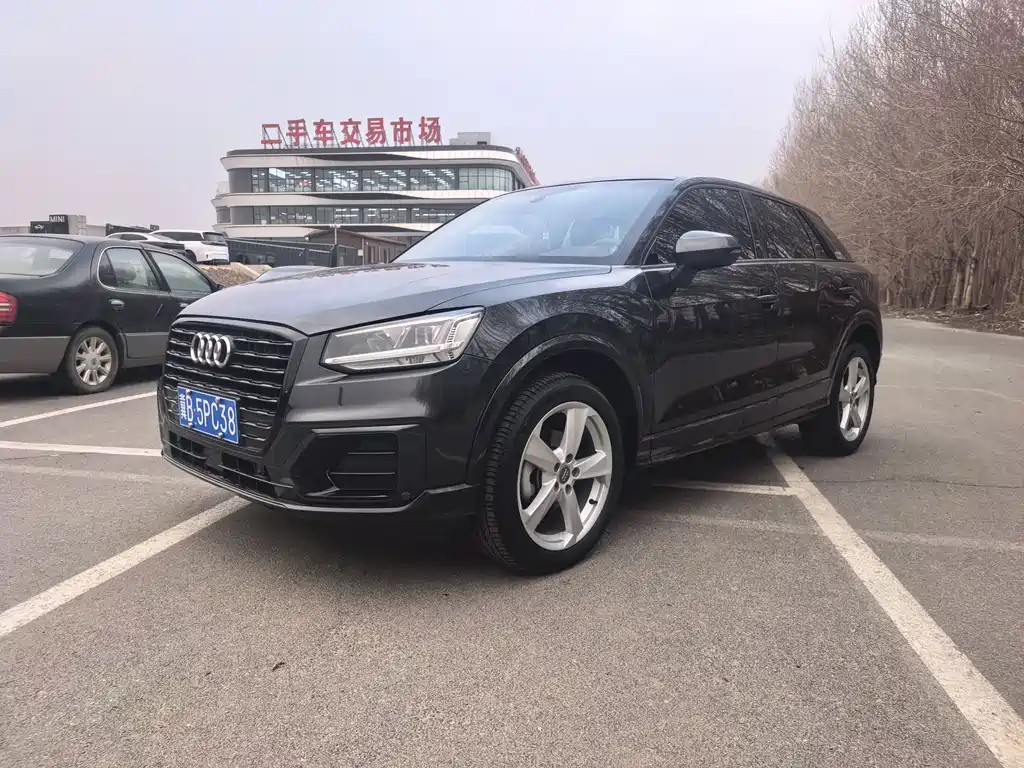 Audi Q2L 2021 35 TFSI fashionable and dynamic купить на сайте DeffCars