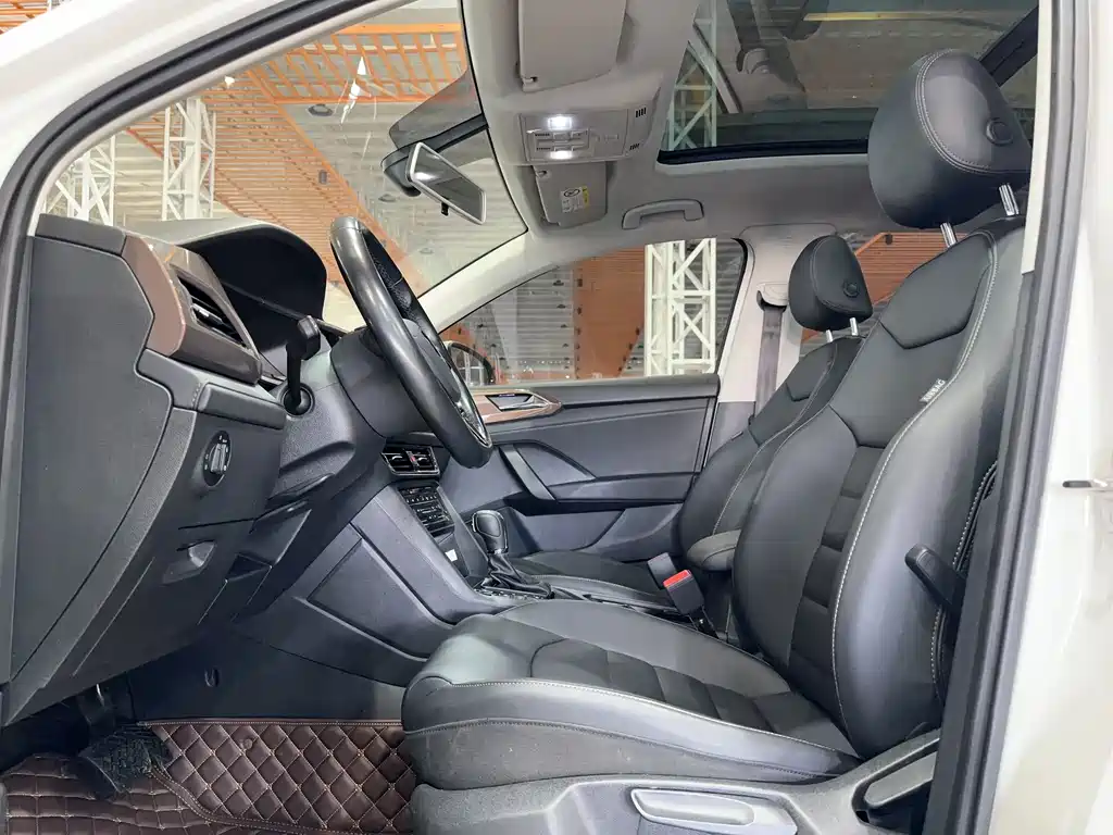 Tuyue 2021 280TSI two-wheel drive luxury version купить на сайте DeffCars