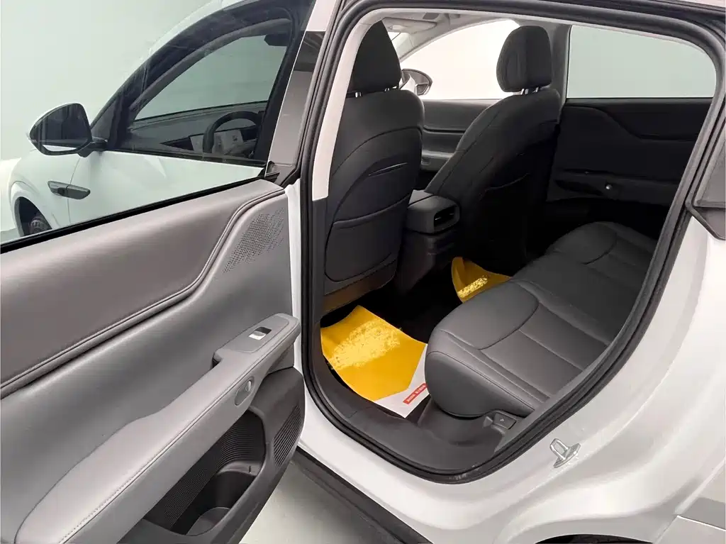 Xpeng G6 2025 model 625 long battery life Max flagship version купить на сайте DeffCars