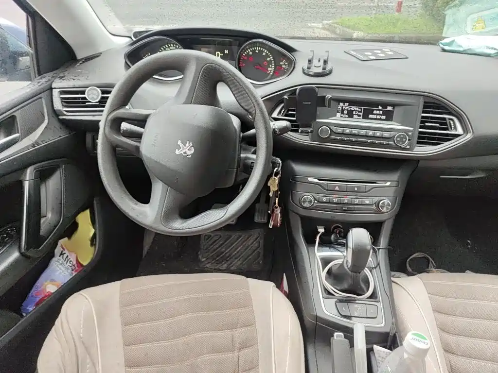 Peugeot 308S 2015 1.2T automatic Shangchi version купить на сайте DeffCars