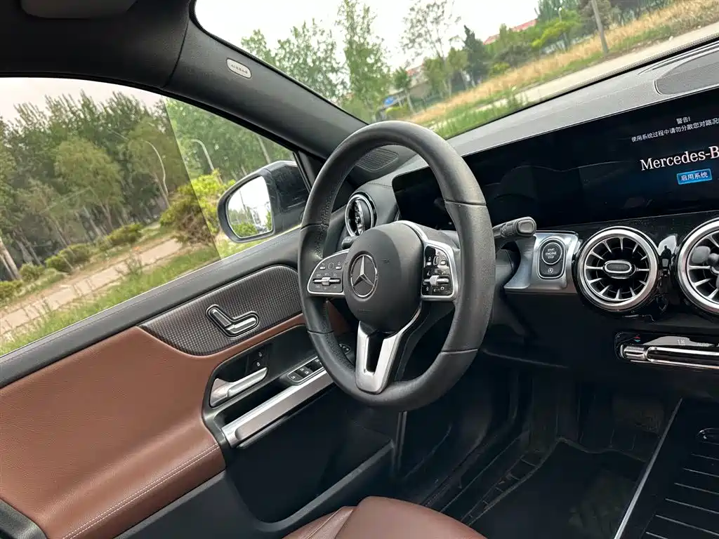 Mercedes-Benz GLB 2022 facelift GLB 200 fashion model купить на сайте DeffCars