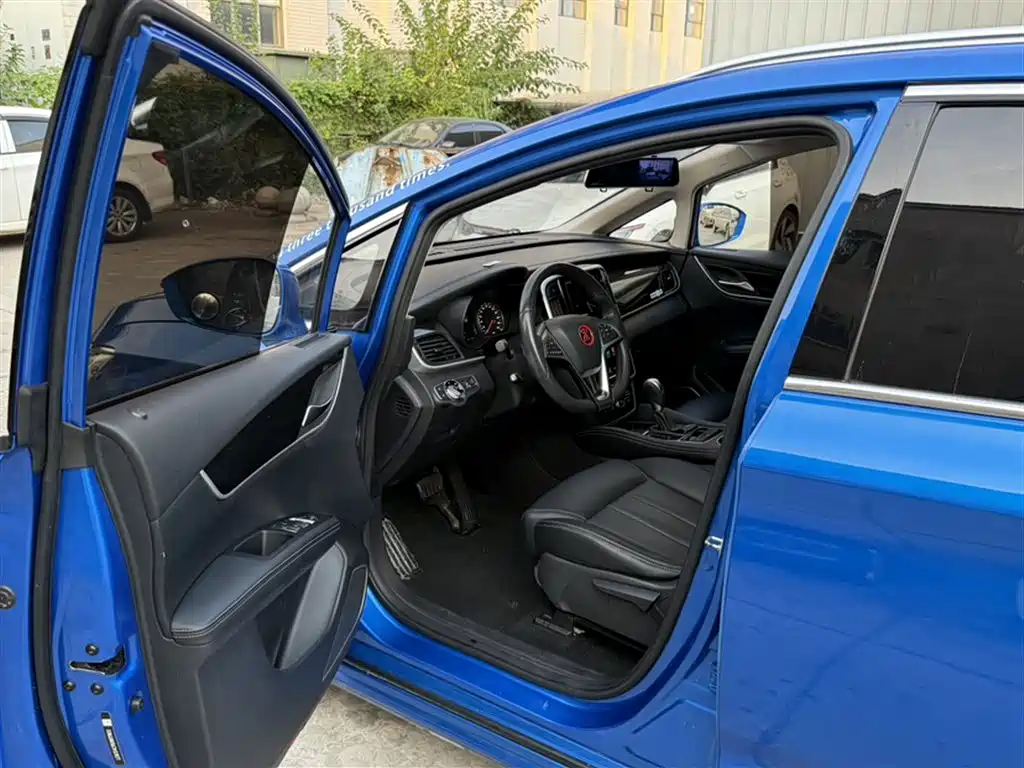 Song MAX 2017 1.5T automatic smart connection elite 7 seats купить на сайте DeffCars