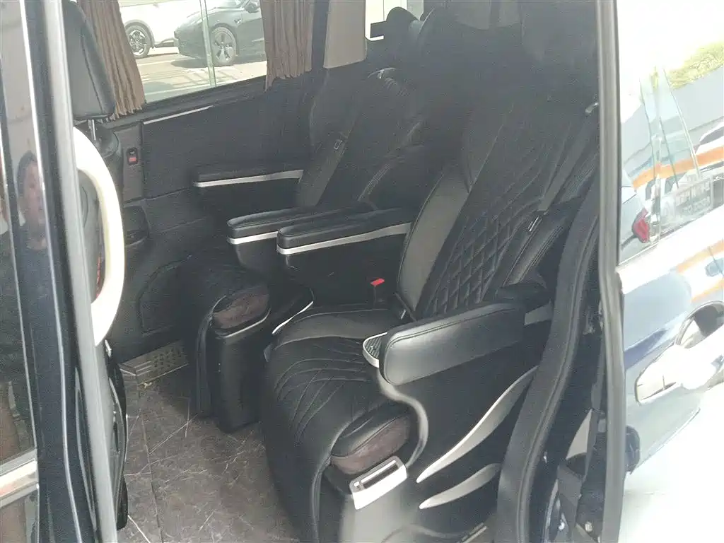 Odyssey 2022 2.0L e:HEV Rui Yaoxiang Edition купить на сайте DeffCars