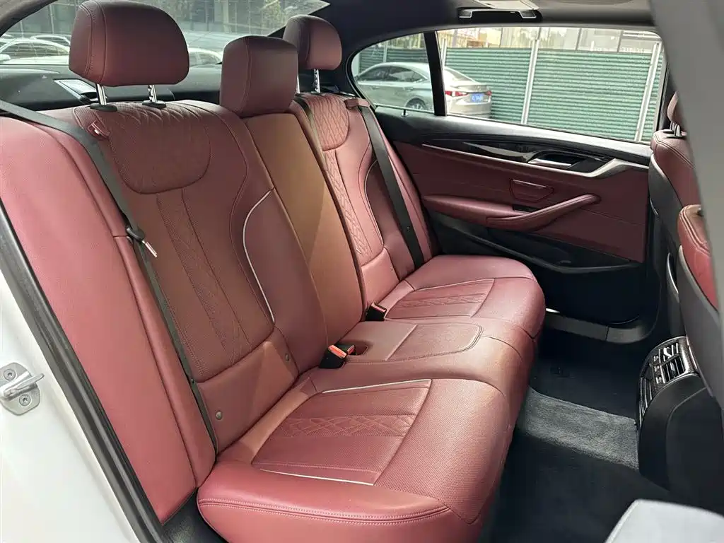 BMW 5 Series 2021 525Li M Sports Package купить на сайте DeffCars
