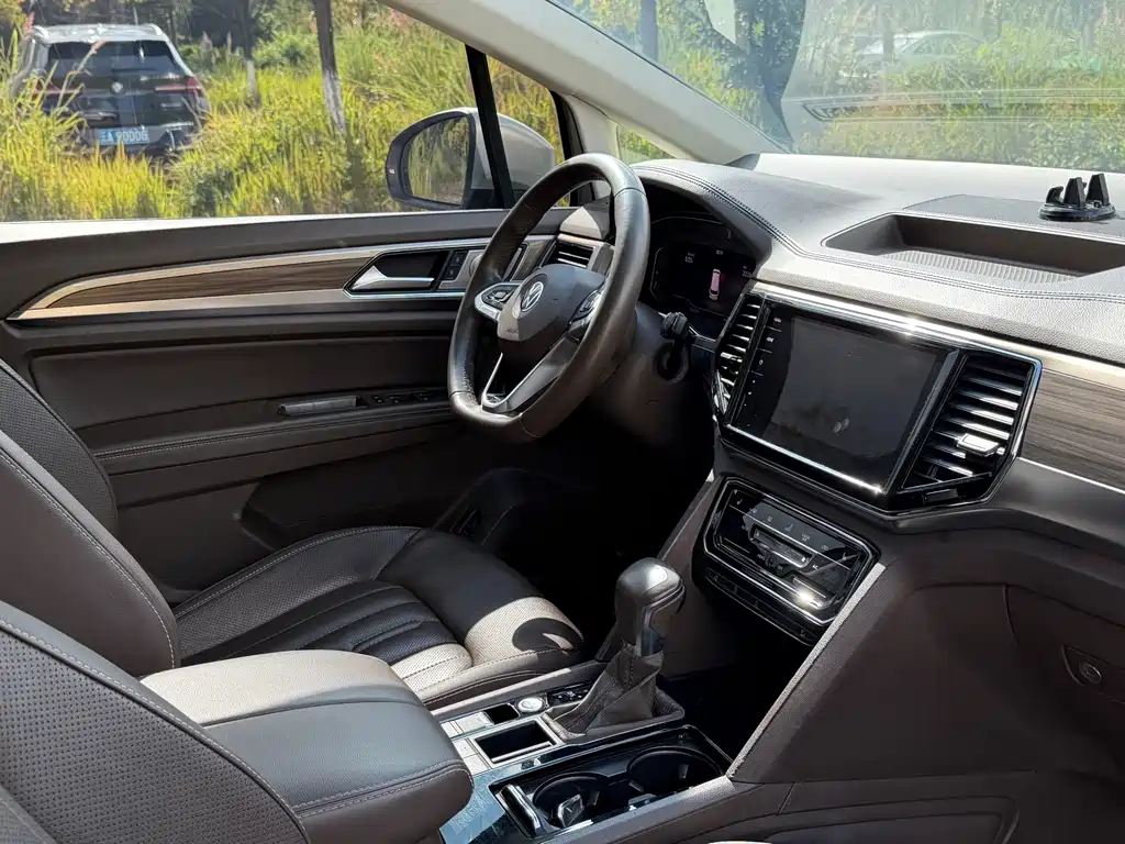 Weiran 2020 330TSI Deluxe Edition купить на сайте DeffCars