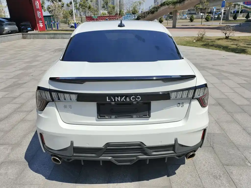 Lynk & Co 03 2019 1.5TD DCT Powerful Edition National VI купить на сайте DeffCars