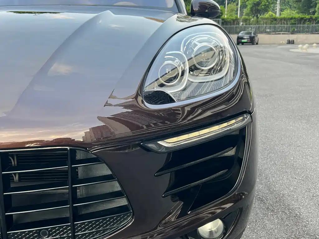 Macan 2014 Macan 2.0T купить на сайте DeffCars