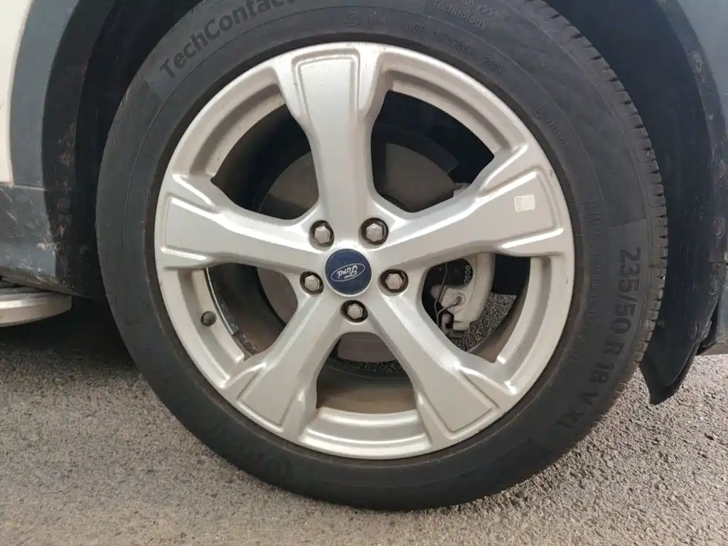 Escape 2018 EcoBoost 180 two-wheel drive platinum airfoil купить на сайте DeffCars