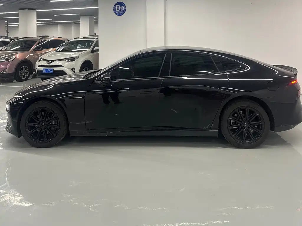 Xpeng P7 2022 586G купить на сайте DeffCars