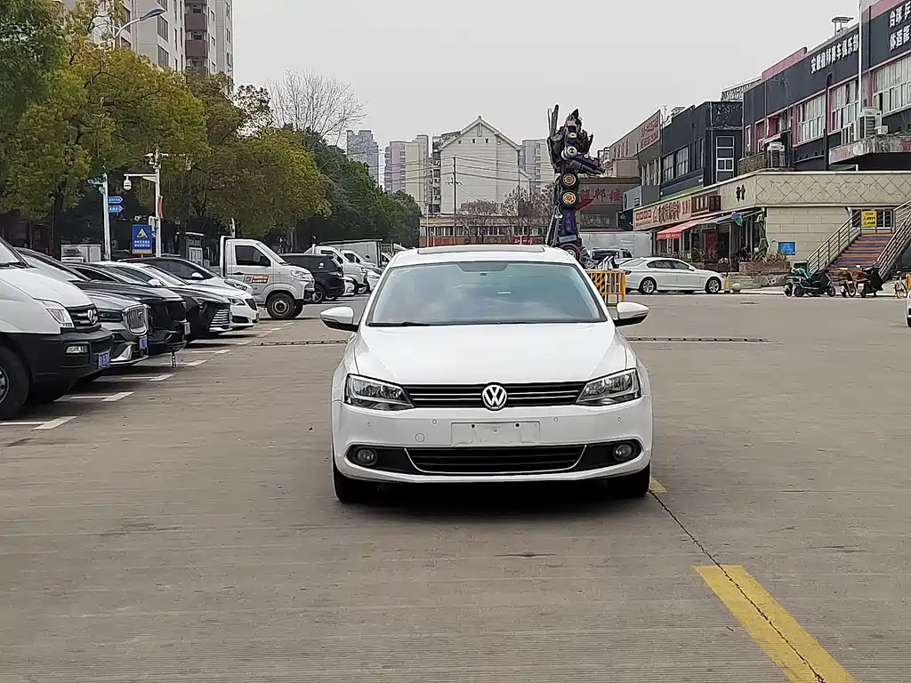 Sagitar 2014 1.4TSI automatic luxury model купить на сайте DeffCars