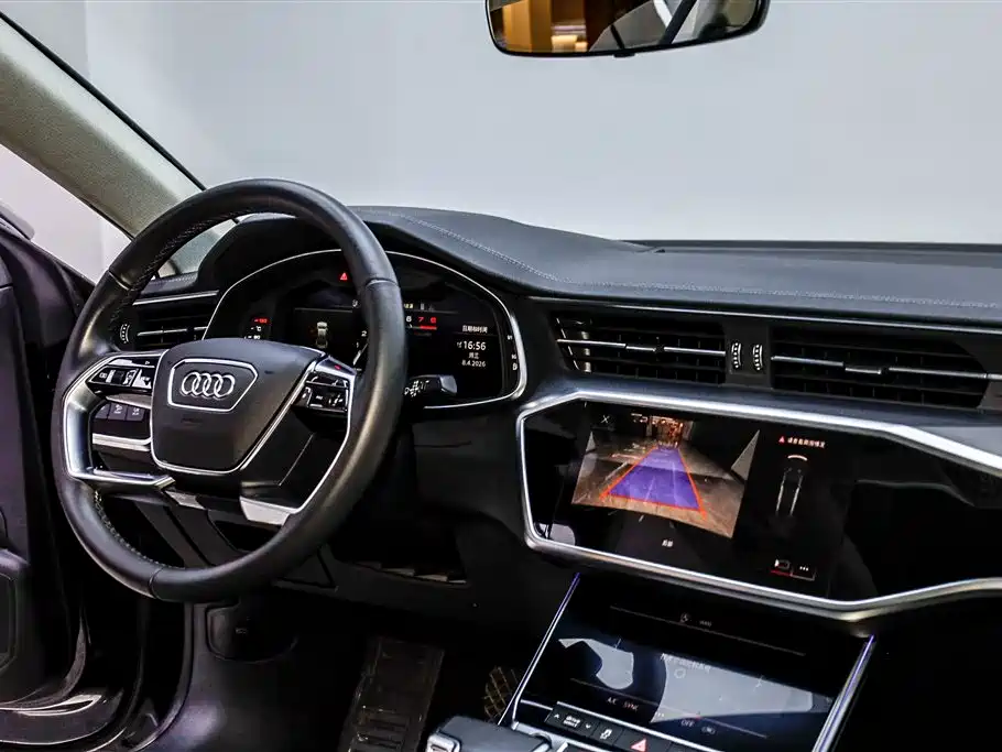 Audi A7L 2024 45TFSI S-line Dream Building Liquid Crystal Package купить на сайте DeffCars