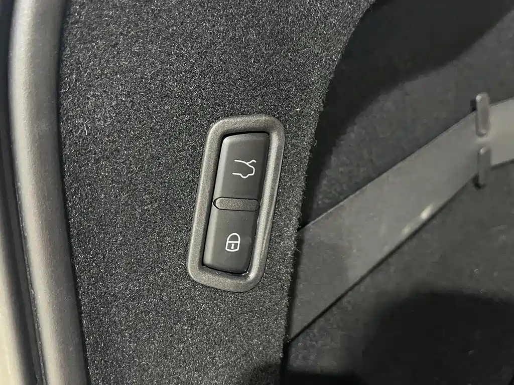 Levante 2020 3.0T Standard Edition купить на сайте DeffCars
