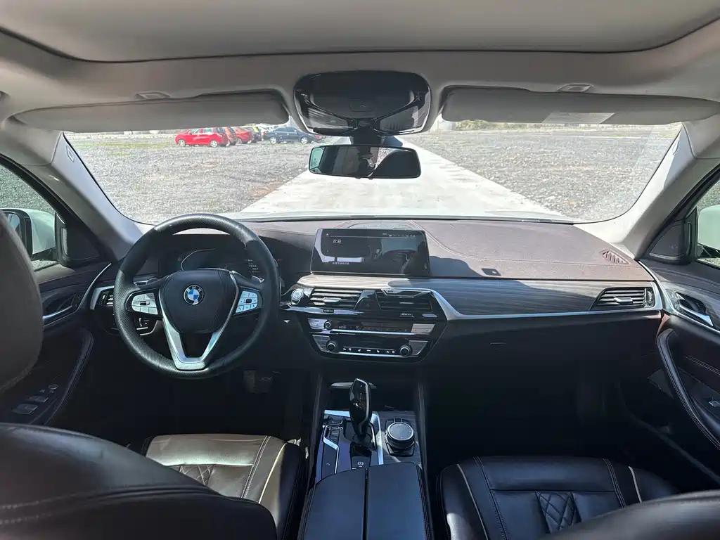 BMW 5 Series 2020 530Li xDrive Luxury Package купить на сайте DeffCars
