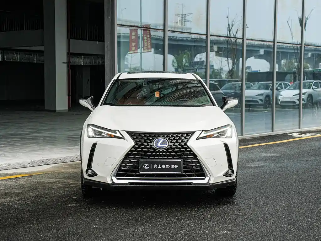 Lexus UX 2020 260h Discovery Edition National V купить на сайте DeffCars