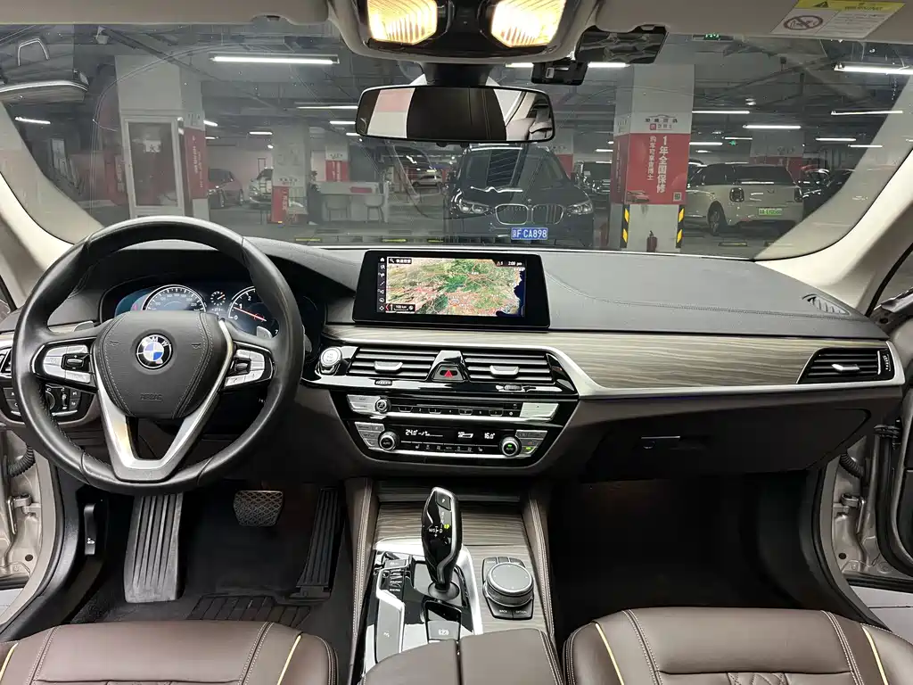 BMW 5 Series 2018 Modified 530Li Leading Luxury Package купить на сайте DeffCars