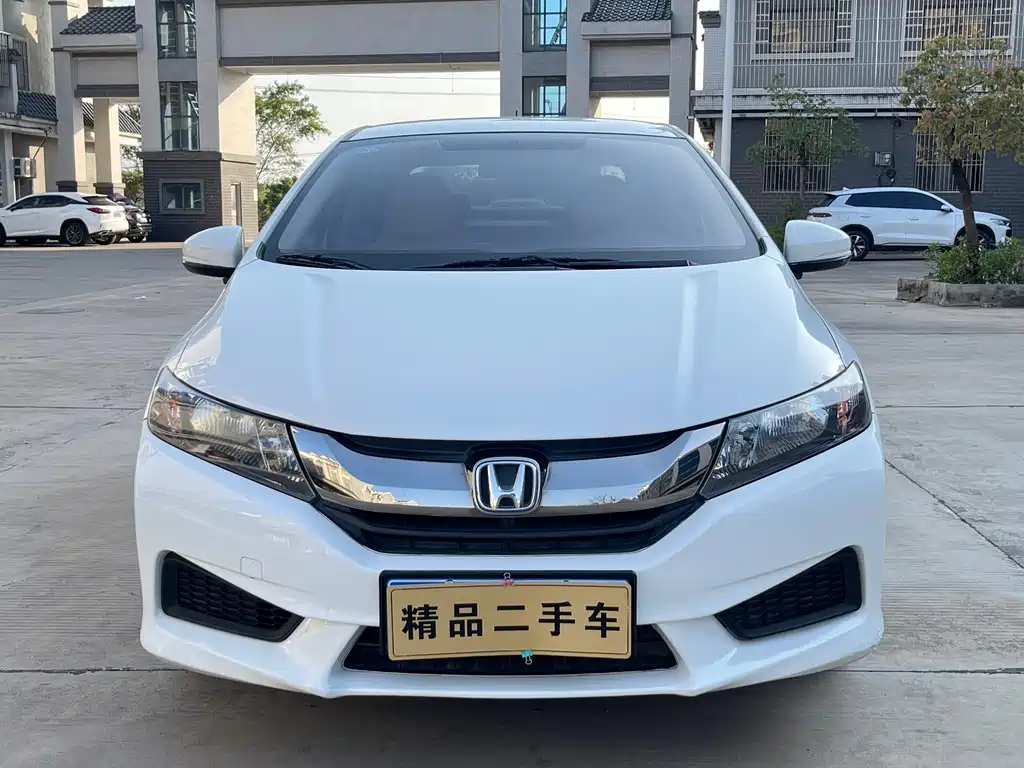 Fengfan 2019 1.5L CVT Comfort Edition купить на сайте DeffCars