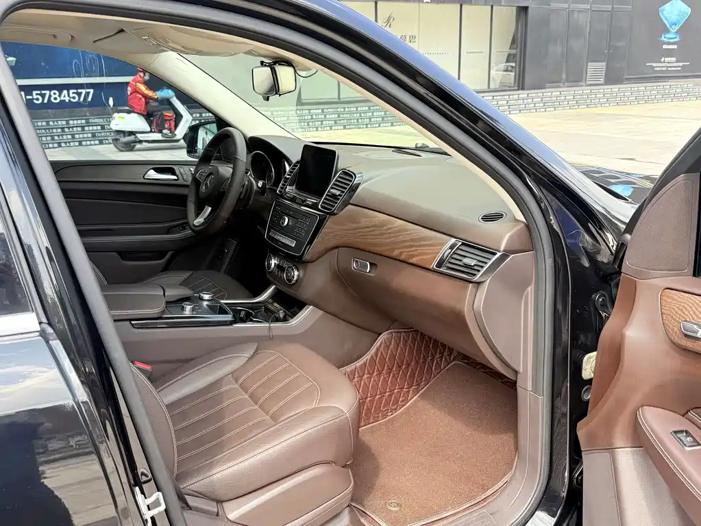 Mercedes-Benz GLE 2016 GLE 320 4MATIC luxury model купить на сайте DeffCars