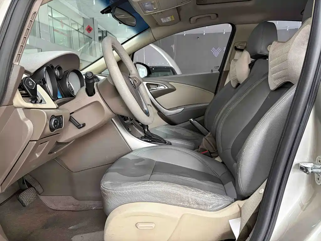 Excelle GT 2013 1.6L automatic fashion version купить на сайте DeffCars