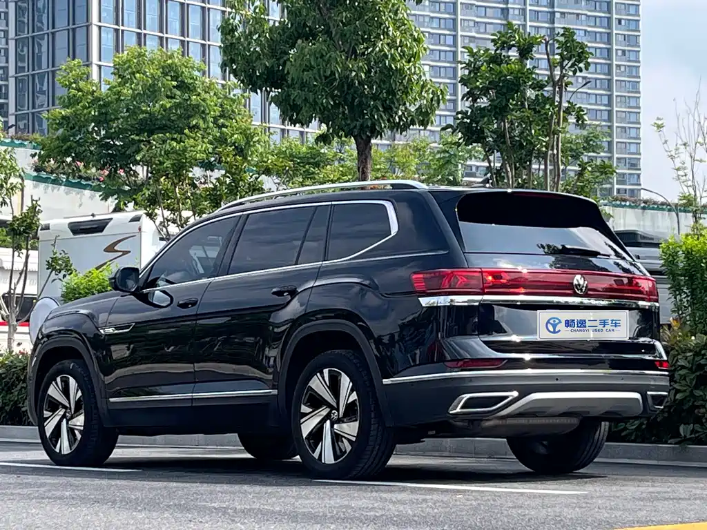 Touron 2023 330TSI two-wheel drive luxury version купить на сайте DeffCars