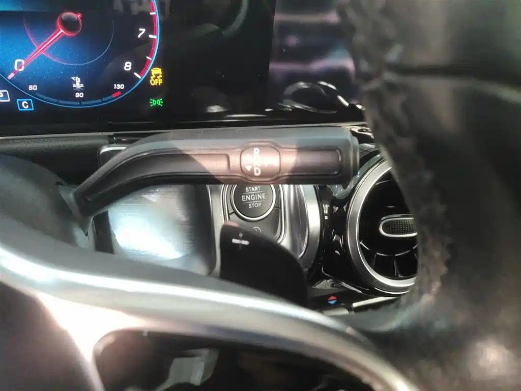 Mercedes-Benz GLB 2020 GLB 200 Dynamic купить на сайте DeffCars