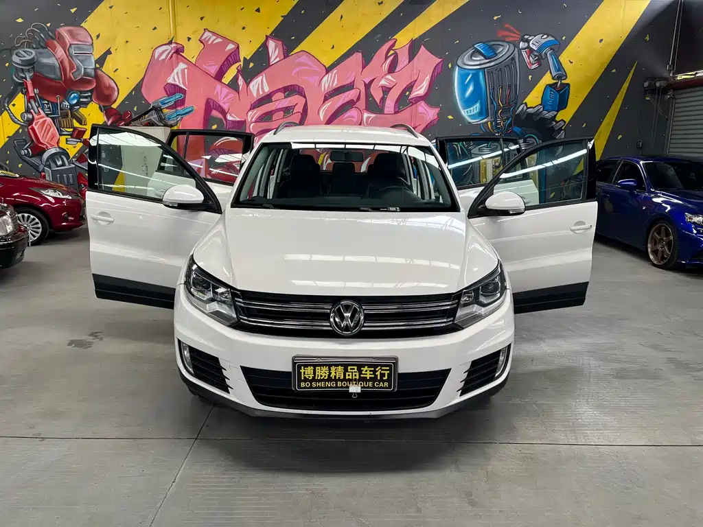 Tiguan 2015 1.8TSI automatic two-wheel drive fashion version купить на сайте DeffCars