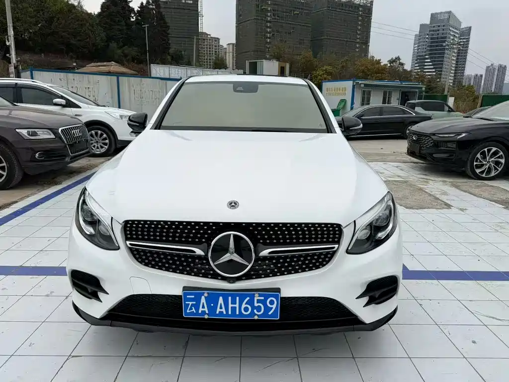 Mercedes-Benz GLC Coupe 2017 GLC 300 4MATIC Coupe SUV купить на сайте DeffCars