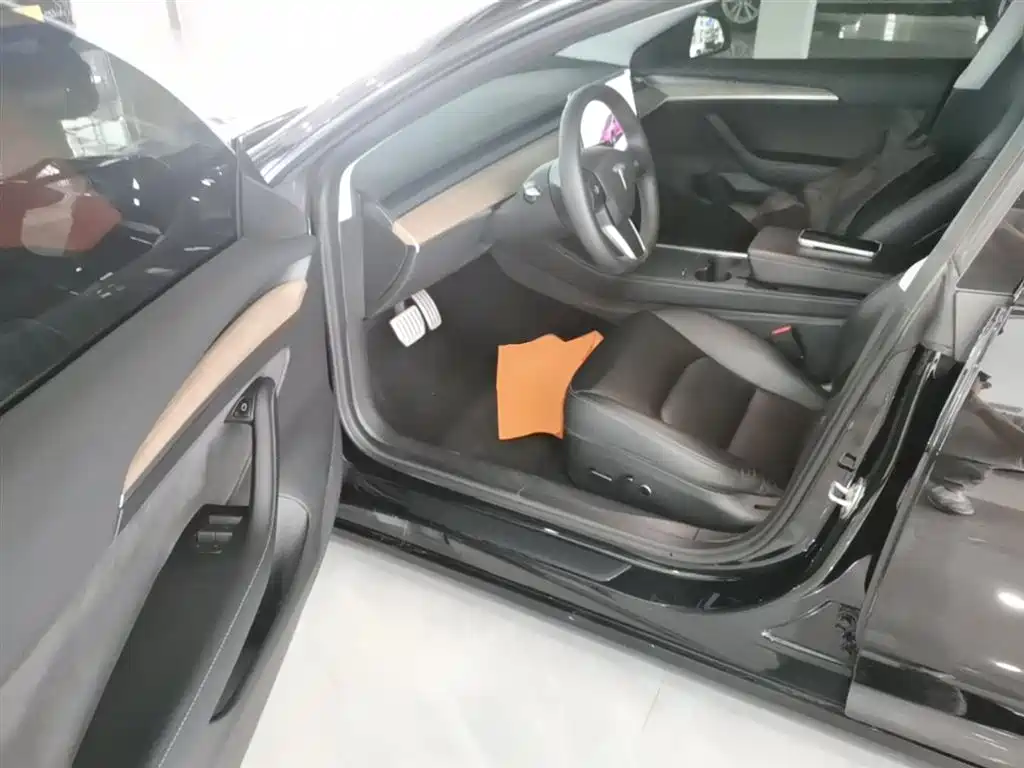 Model 3 2022 Performance high-performance all-wheel drive version купить на сайте DeffCars