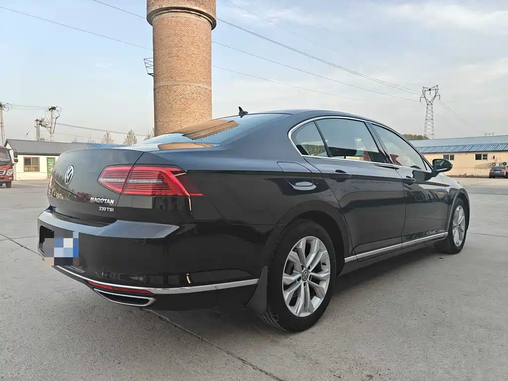 Magotan 2018 facelift 330TSI DSG luxury model купить на сайте DeffCars