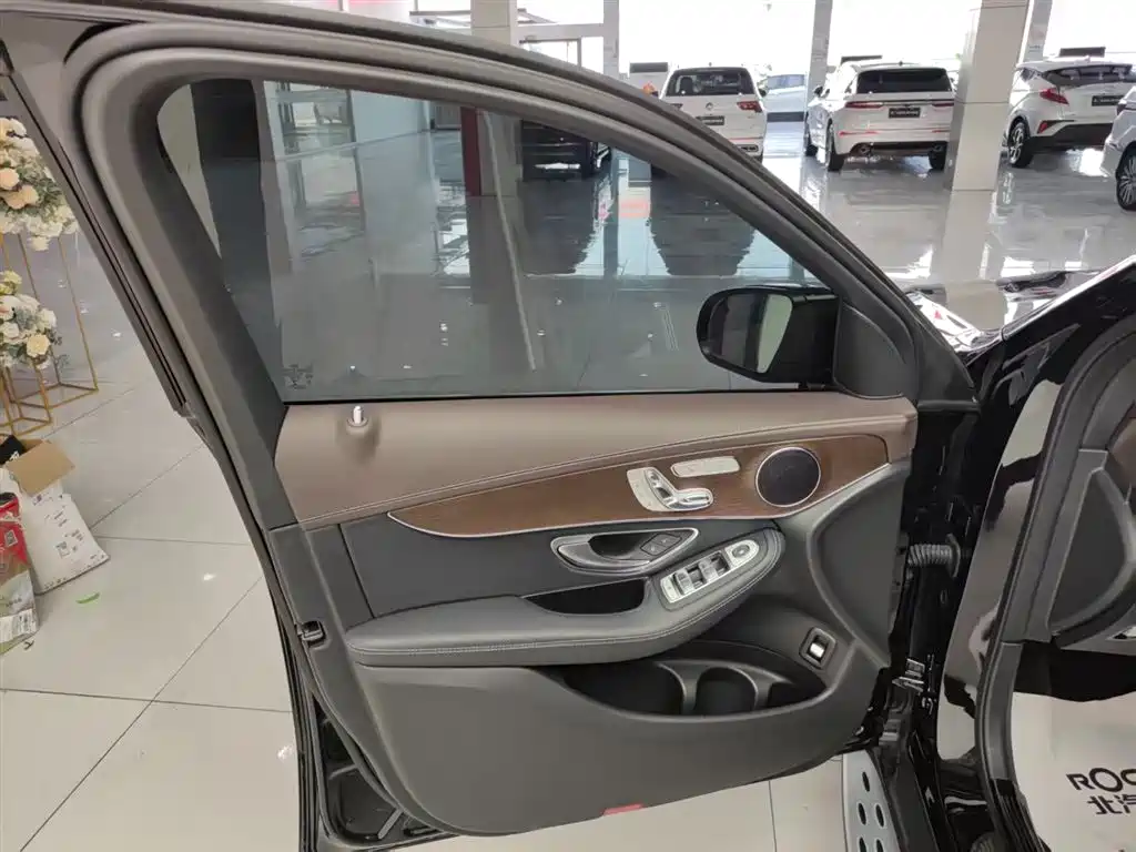 Mercedes-Benz GLC 2022 facelift GLC 300 L 4MATIC dynamic купить на сайте DeffCars