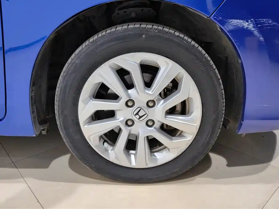 Fit 2018 1.5L CVT Comfort Sunroof Edition купить на сайте DeffCars