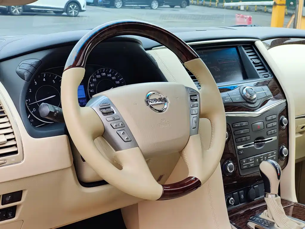 Patrol 2012 5.6L V8 flagship version купить на сайте DeffCars