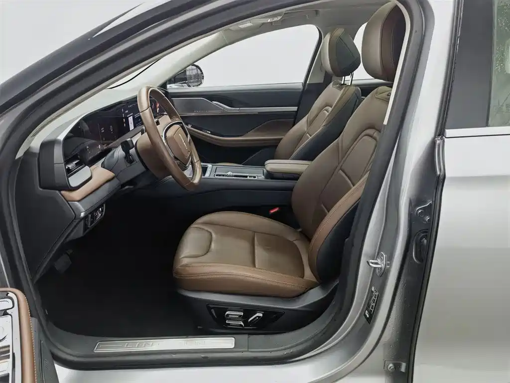 Lincoln Z 2024 2.0T two-wheel drive premium hybrid version купить на сайте DeffCars