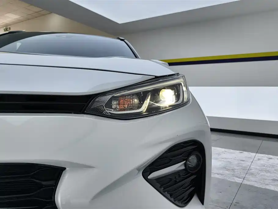 Wilanda 2023 Dual Engine 2.5L E-CVT four-wheel drive luxury PLUS version купить на сайте DeffCars