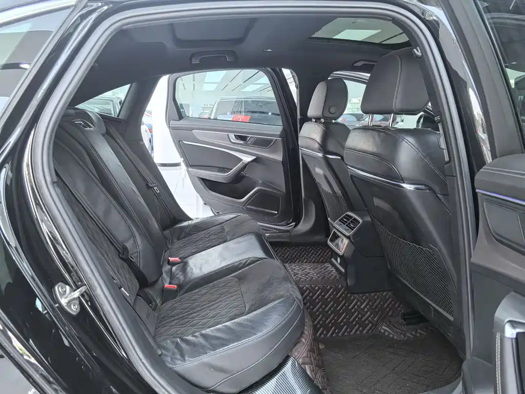 Audi A6L 2021 55 TFSI quattro exclusive dynamic model купить на сайте DeffCars