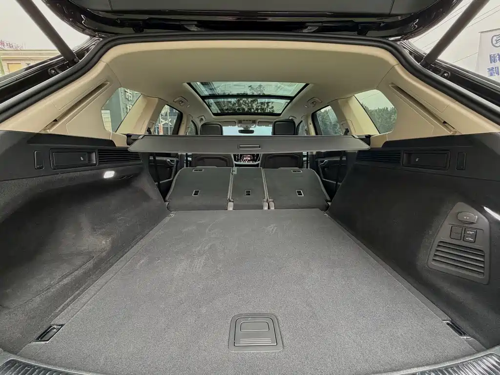 Touareg 2019 3.0TSI Ruifeng Edition National VI купить на сайте DeffCars