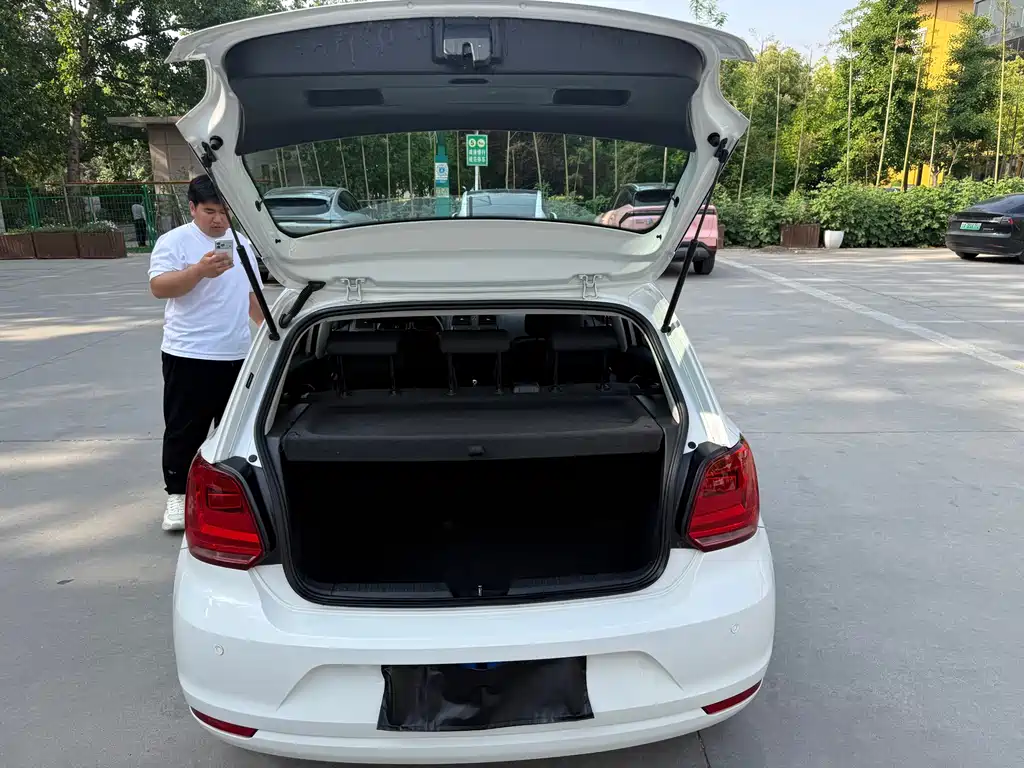 Polo 2018 1.5L automatic safe driving model купить на сайте DeffCars