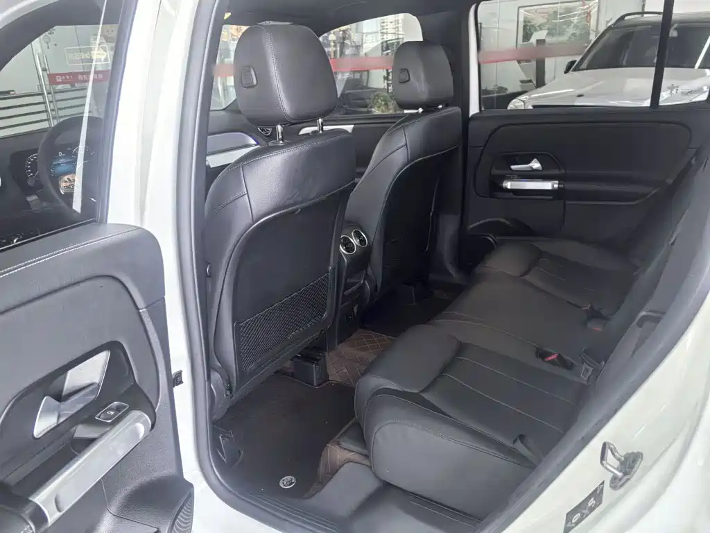 Mercedes-Benz GLB 2022 facelift version 2 GLB 200 dynamic version купить на сайте DeffCars