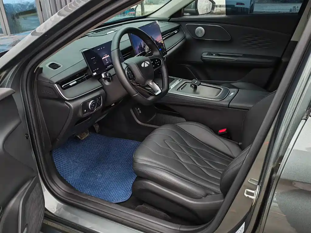 Fengyun A8L 2025 model 1.5TGDI 145km comfort type купить на сайте DeffCars