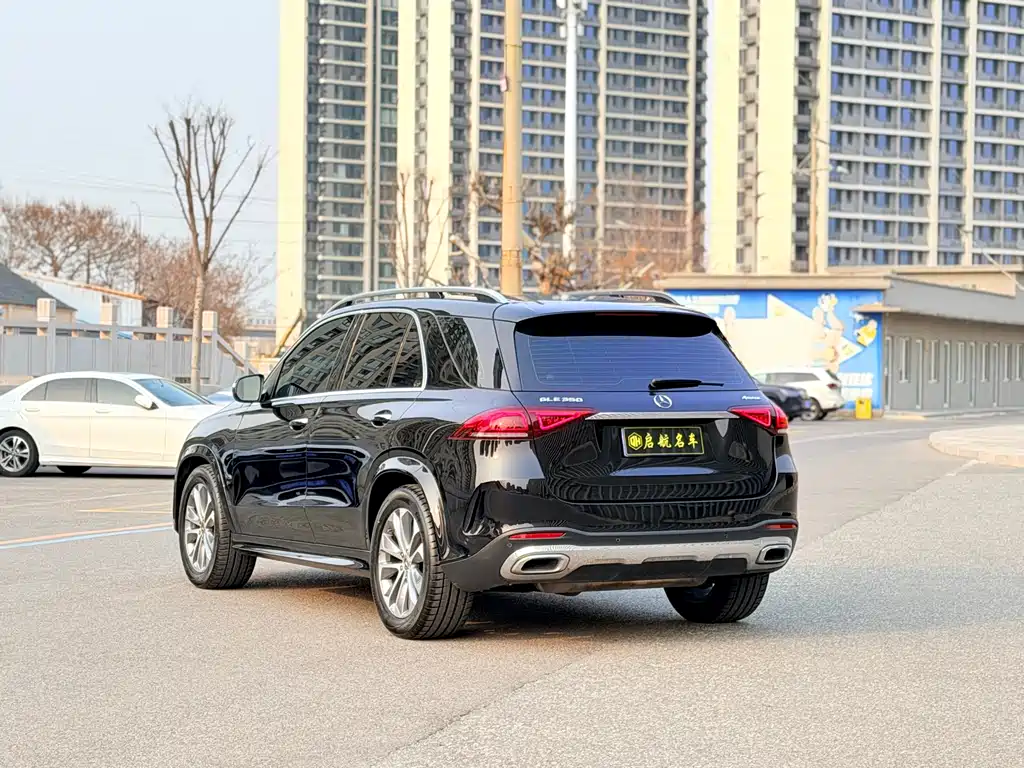 Mercedes-Benz GLE 2023 GLE 350 4MATIC Fashion Model купить на сайте DeffCars