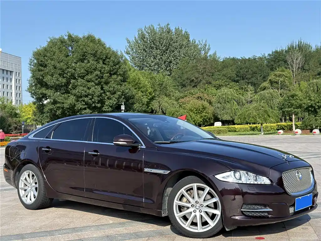 Jaguar XJ 2012 XJL 5.0 flagship edition купить на сайте DeffCars