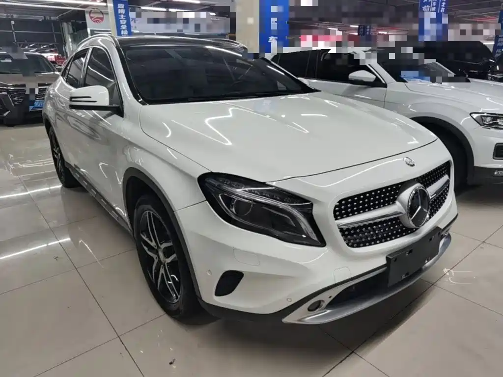 Mercedes-Benz GLA 2016 GLA 220 4MATIC Fashion Model купить на сайте DeffCars