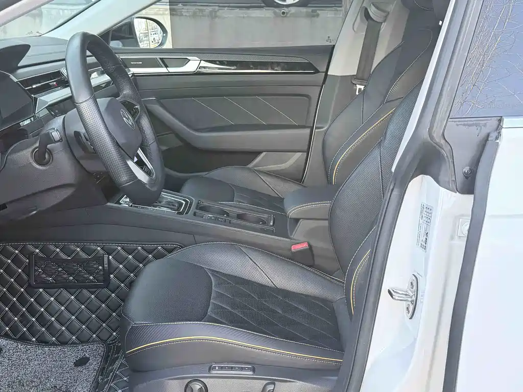 FAW-Volkswagen CC 2024 380TSI Dazzling Edition купить на сайте DeffCars