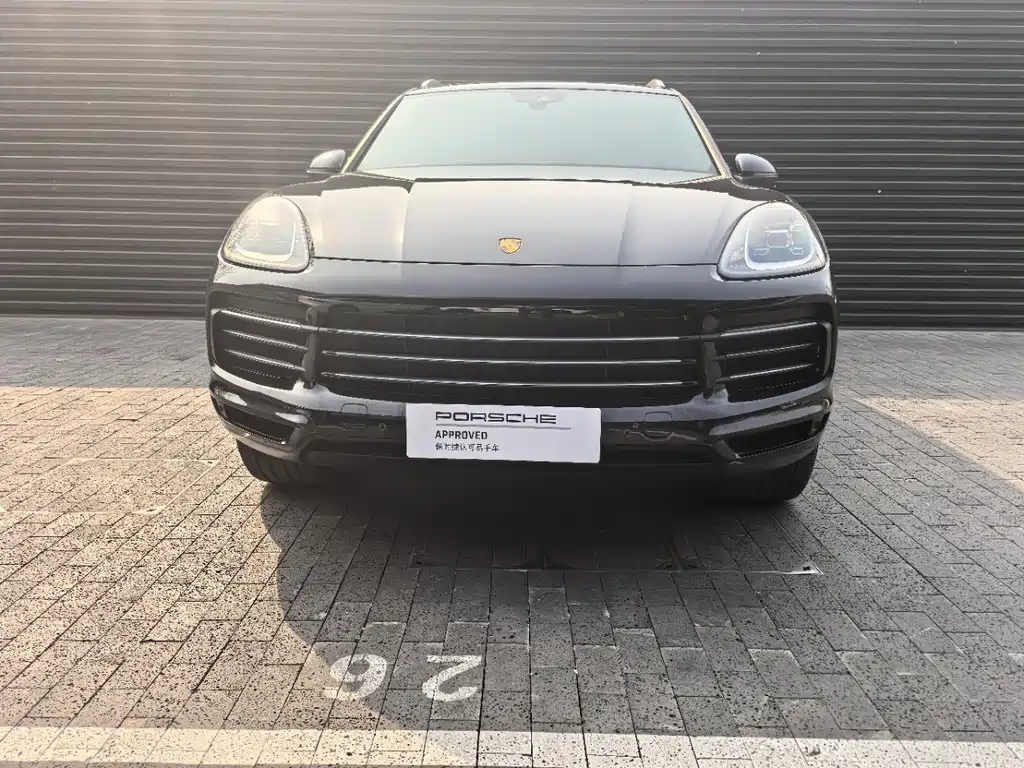 Cayenne New Energy 2021 Cayenne E-Hybrid 2.0T купить на сайте DeffCars
