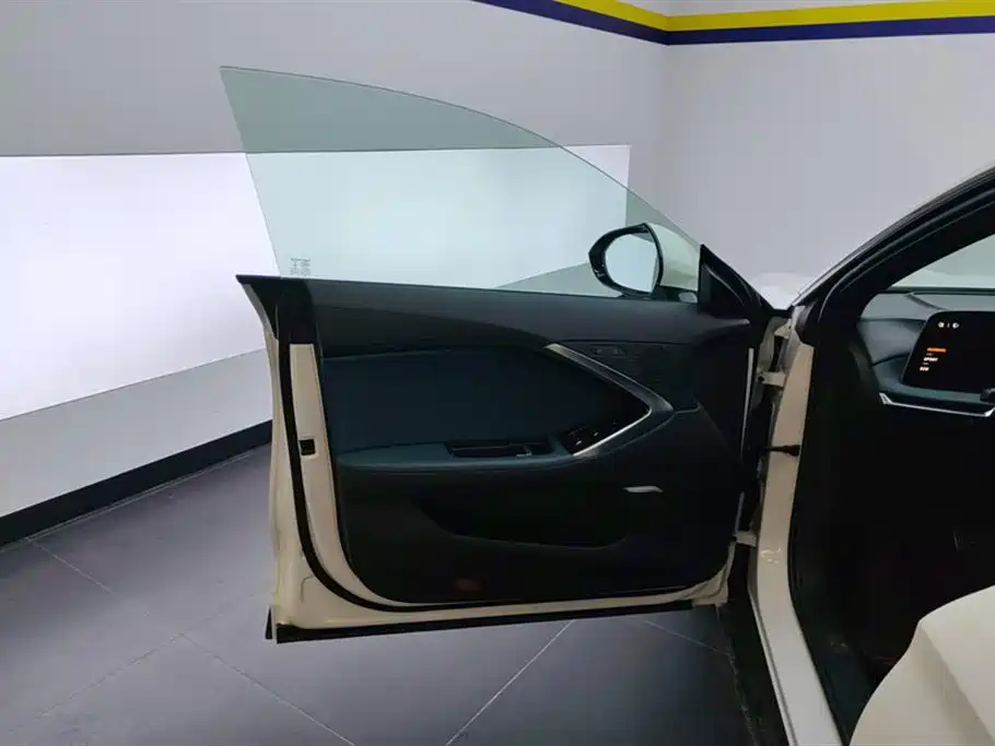 MG7 2023 1.5T DCT Ultimate Deluxe Edition купить на сайте DeffCars