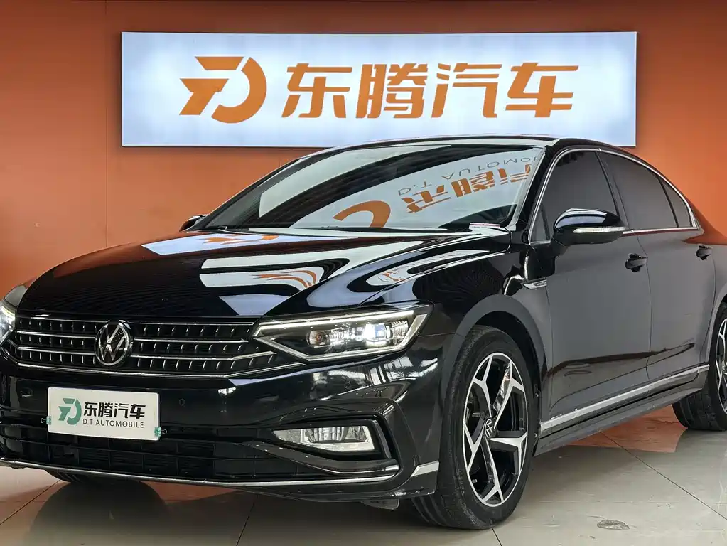 Magotan 2023 2 million commemorative edition 330TSI DSG luxury model купить на сайте DeffCars