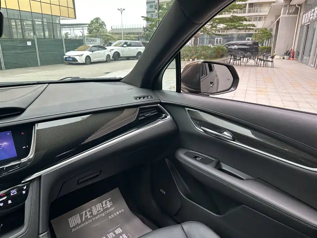 Cadillac XT6 2020 28T six-seat four-wheel drive luxury sports model купить на сайте DeffCars